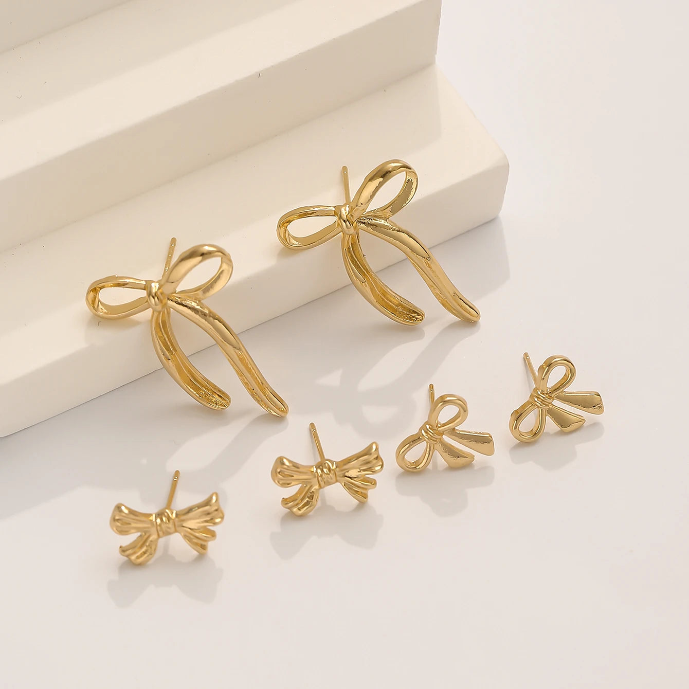 Golden Bow Elegance Earring Set
