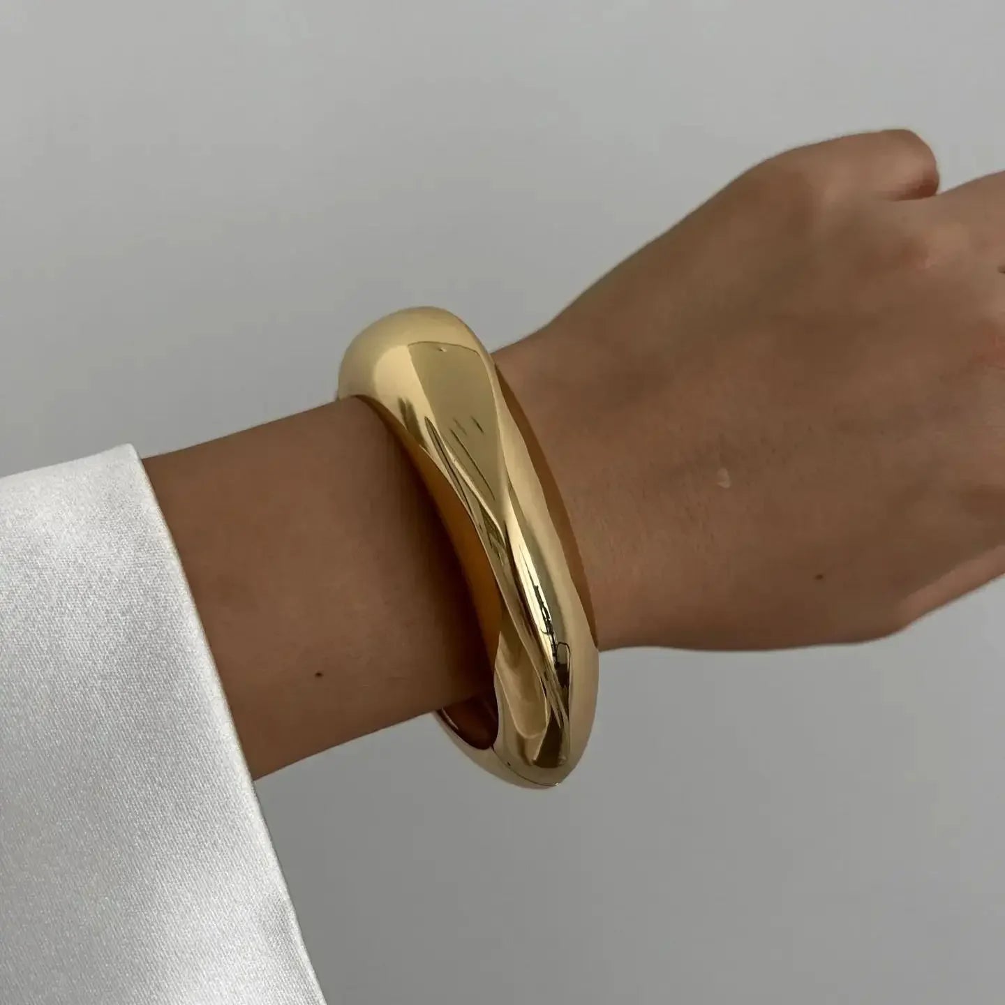 Sculpted Luxe Cuff