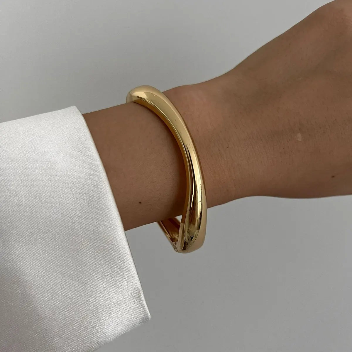 Sculptura Luxe Cuff Bracelet
