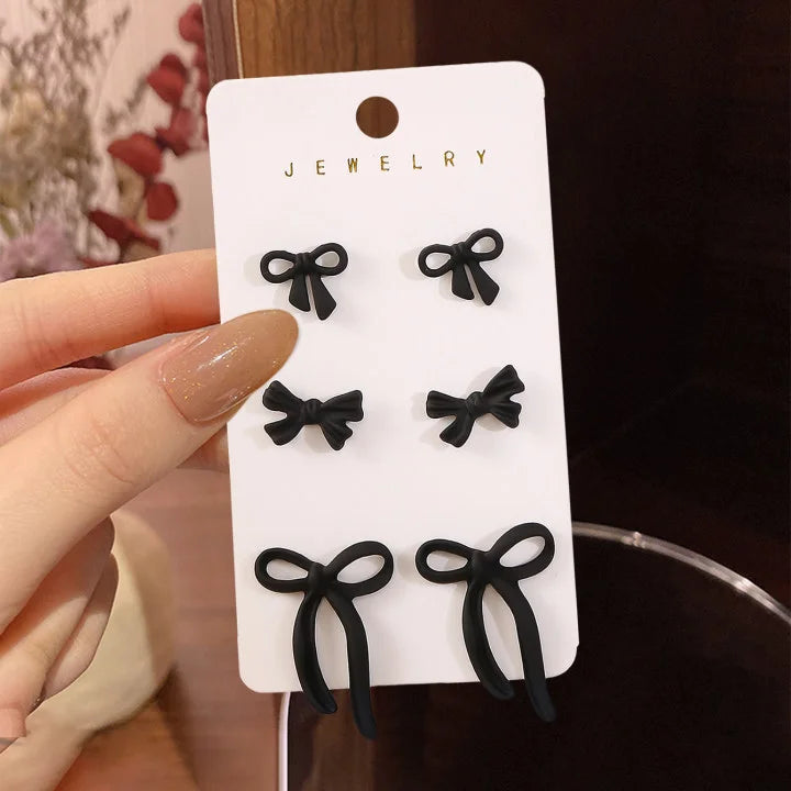 Golden Bow Elegance Earring Set