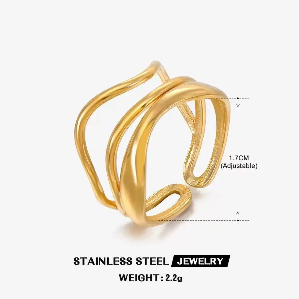 Bold Axis Geometric Gold Ring