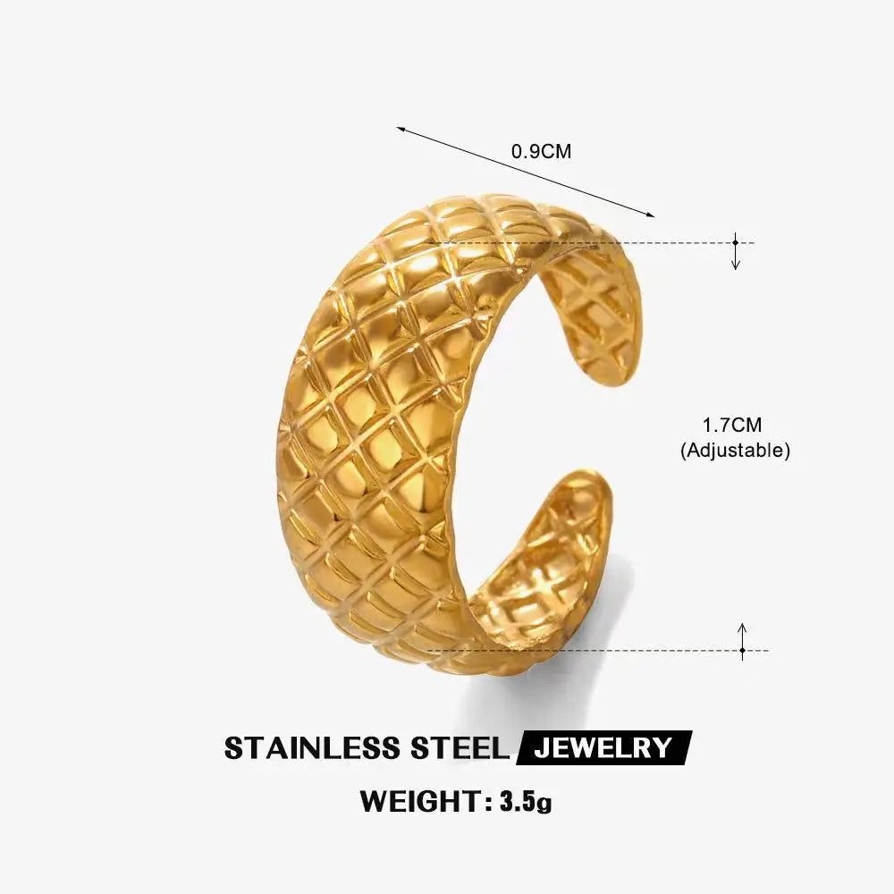 Bold Axis Geometric Gold Ring