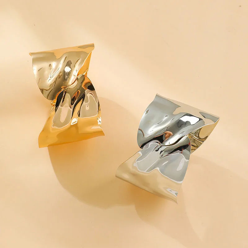 Golden Ribbon Sculpted Cuff