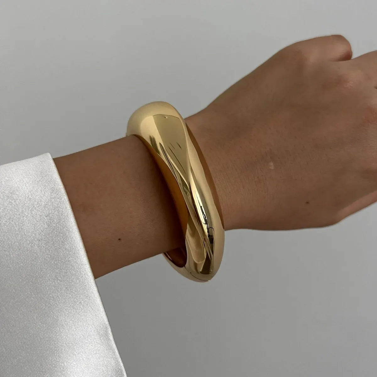 Sculptura Luxe Cuff Bracelet