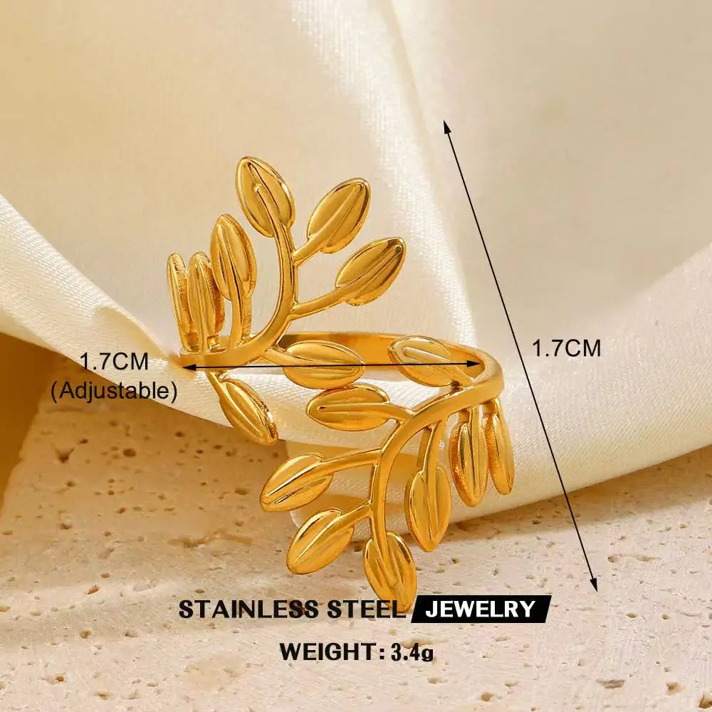 Bold Axis Geometric Gold Ring