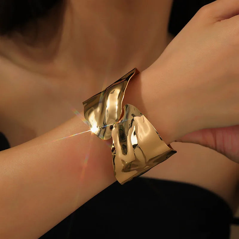 Golden Ribbon Sculpted Cuff