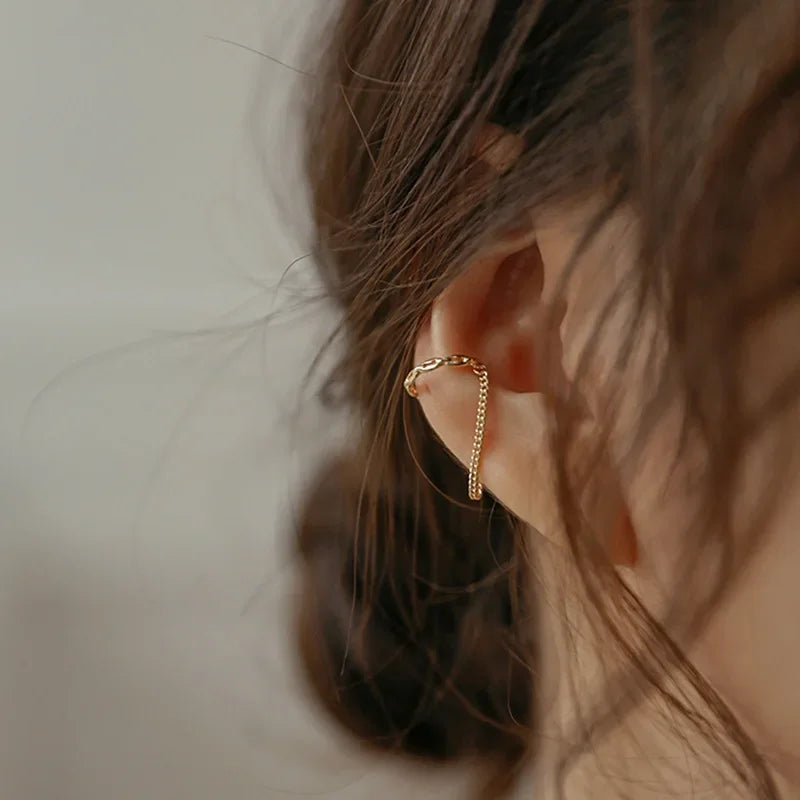 Golden ChainWave Ear Cuff