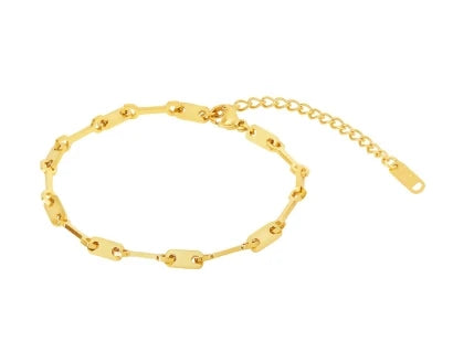 Golden Heart Charm Link Bracelet