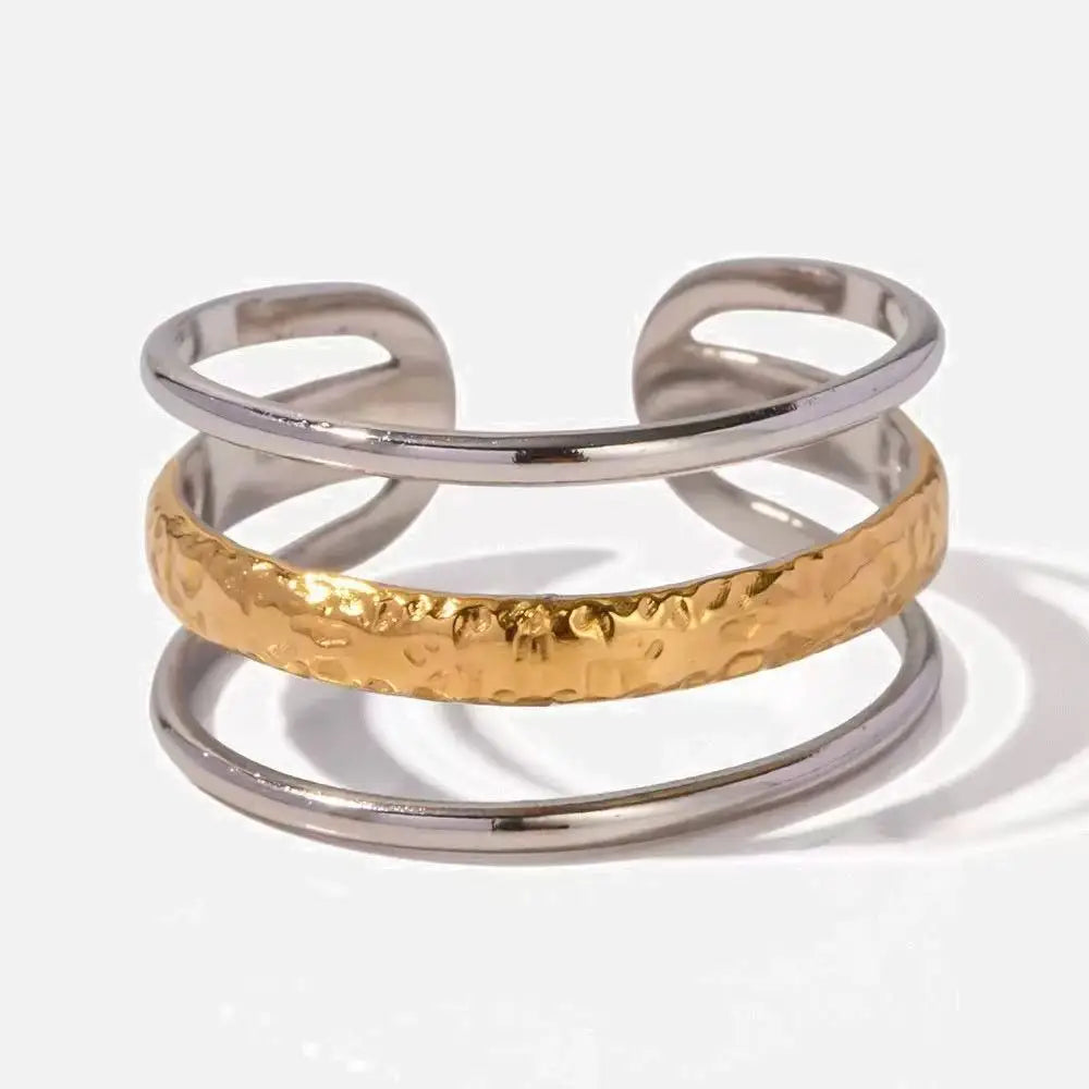 Bold Axis Geometric Gold Ring