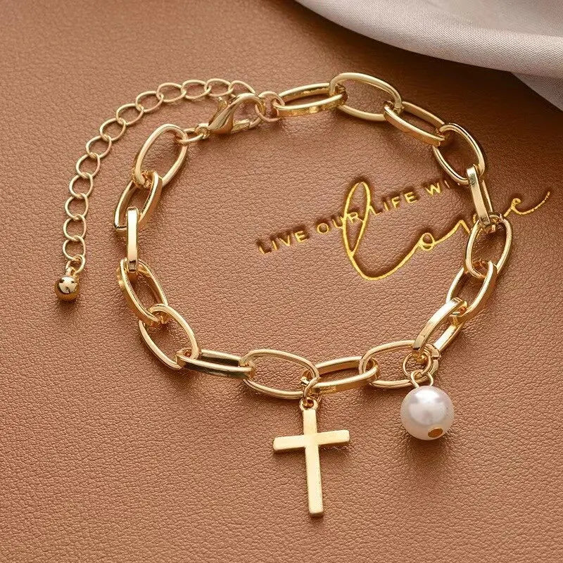 Golden Heart &amp; Pearl Charm Bracelet