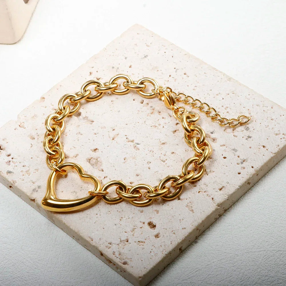 Golden Heart Charm Link Bracelet