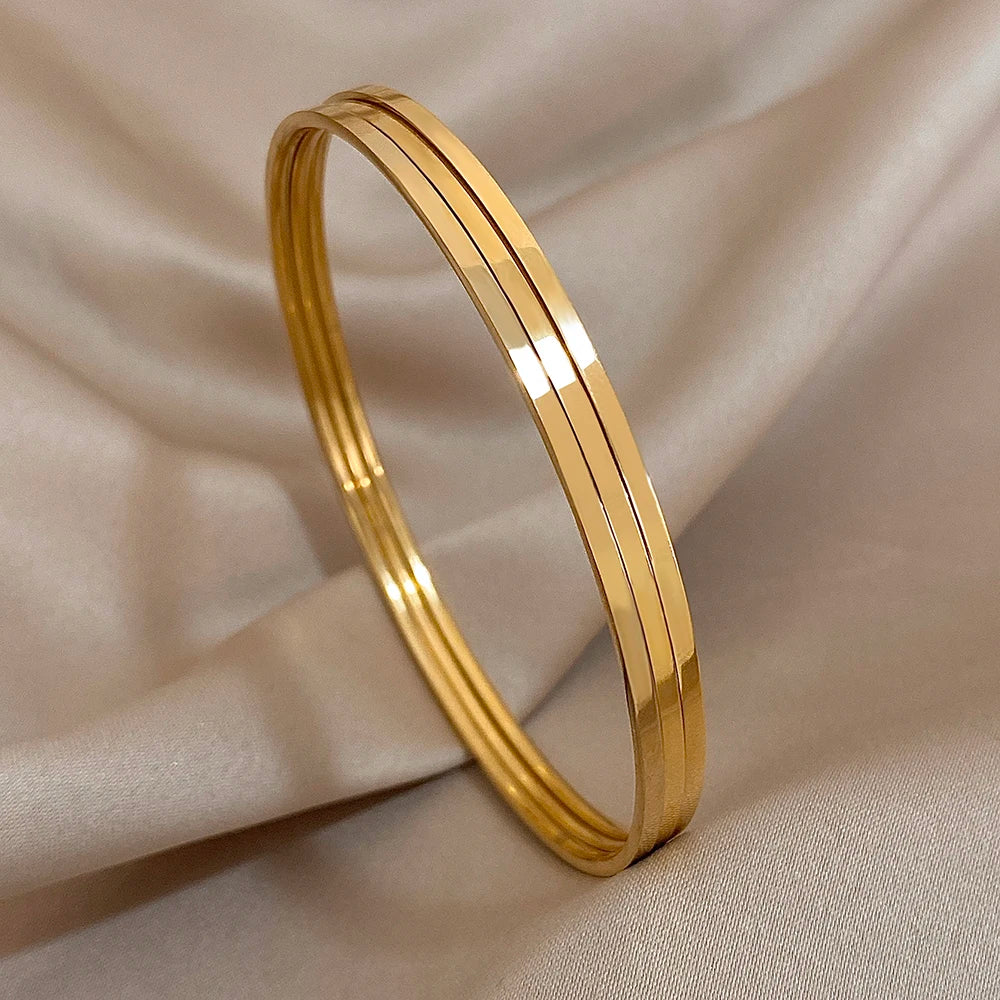 Golden Elegance Classic Bangles