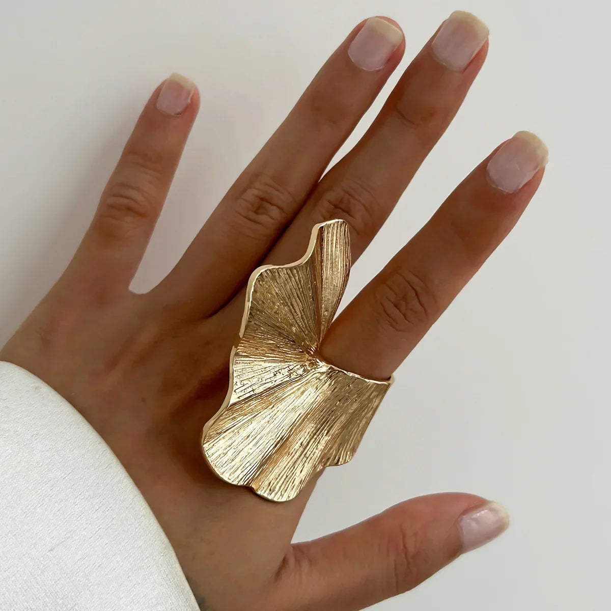 Ginkgo Aura Statement Ring