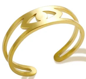Bold Axis Geometric Gold Ring