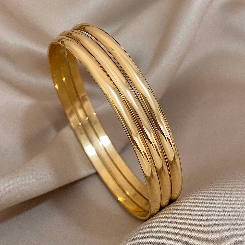 Golden Elegance Classic Bangles