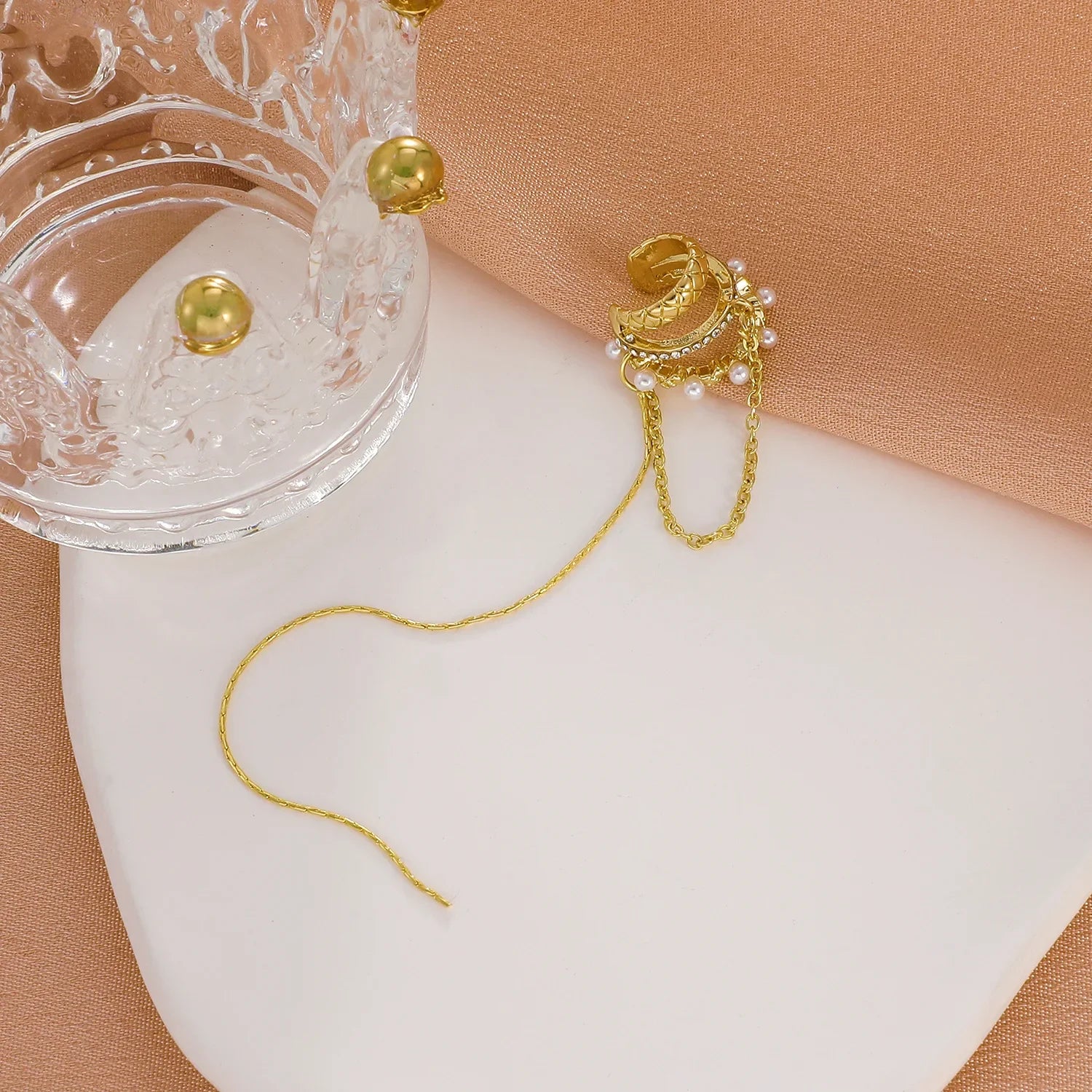 Golden ChainWave Ear Cuff