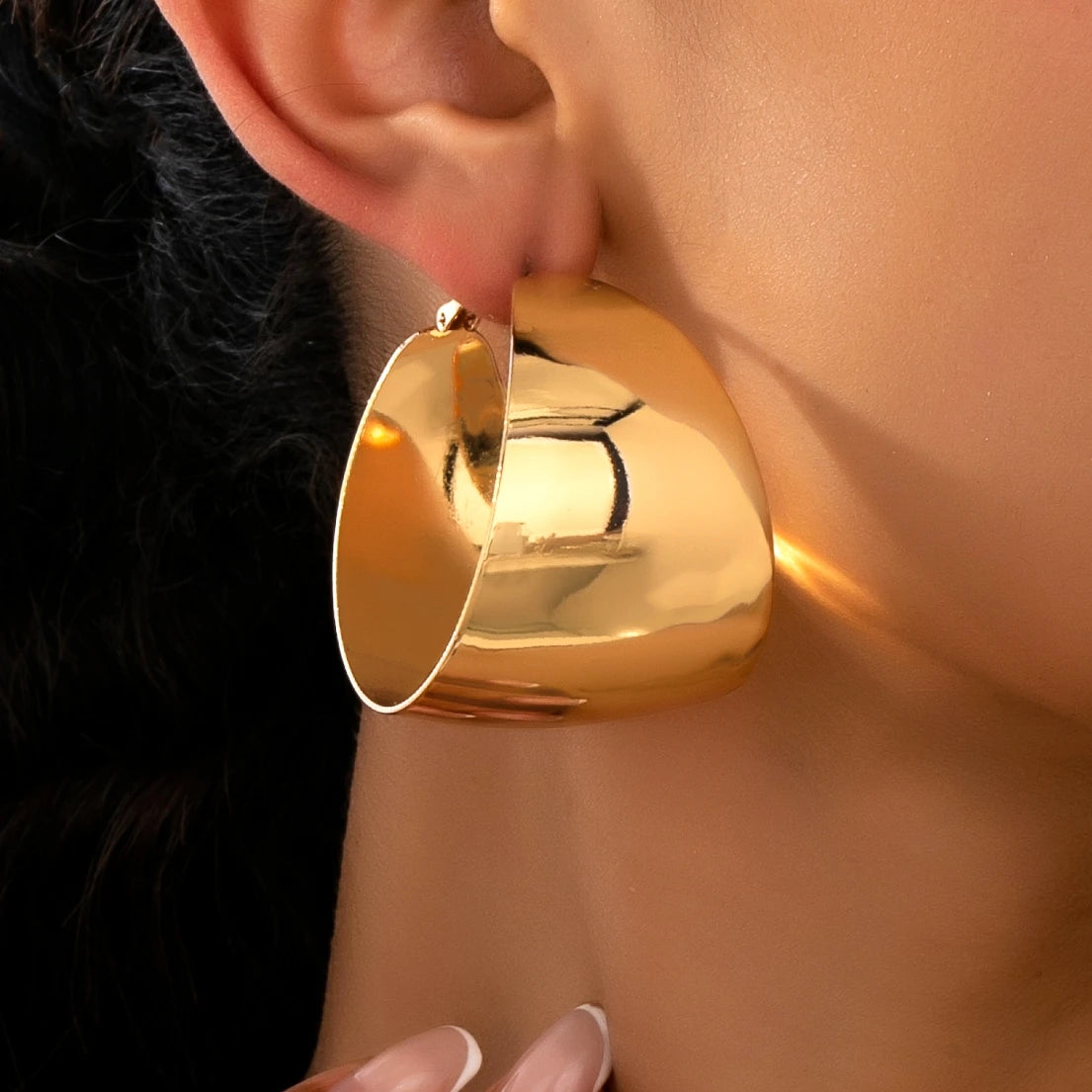 Bold Luxe Sculpted Hoop Earrings