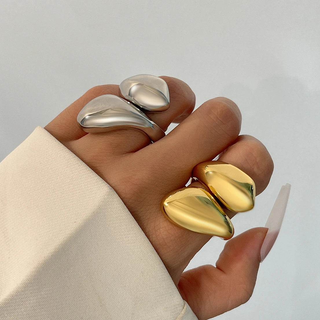 DualAura Sculpted Statement Ring
