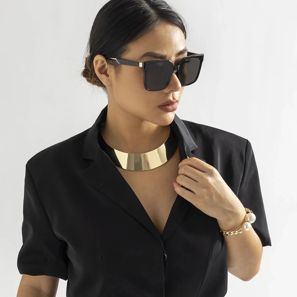 Aurelia Gold Choker Necklace