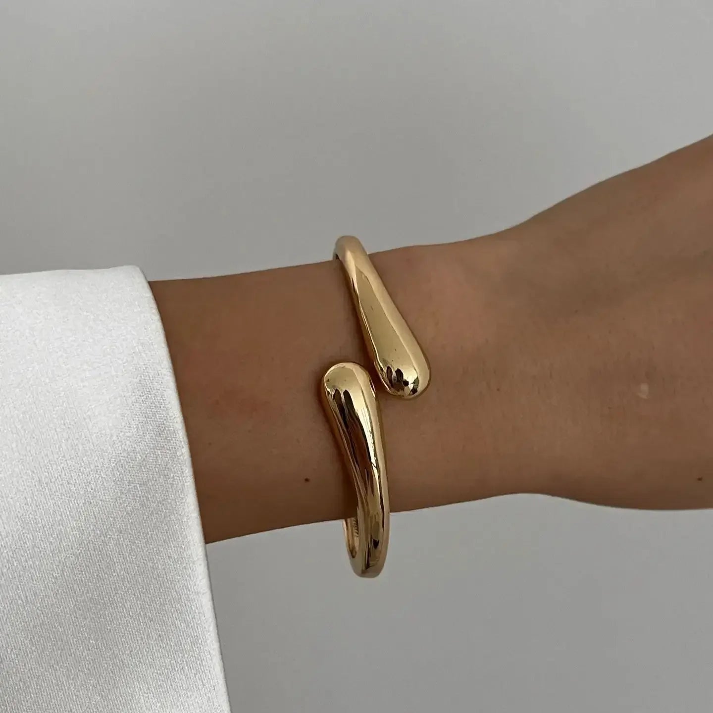 Sculpted Luxe Cuff