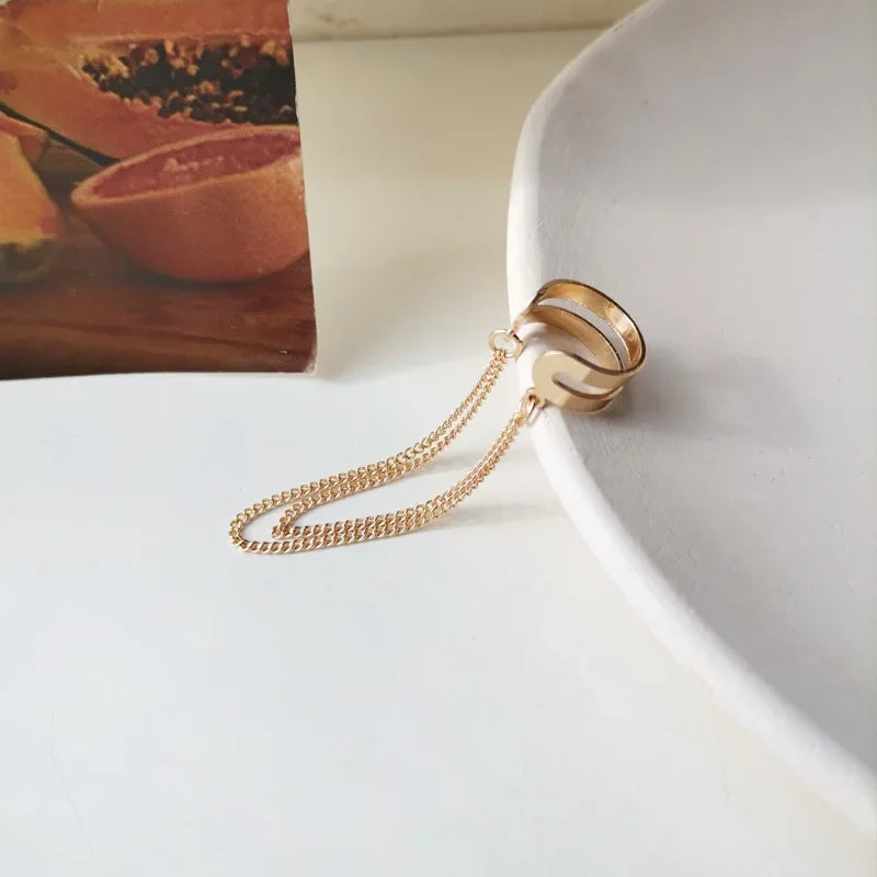 Golden ChainWave Ear Cuff