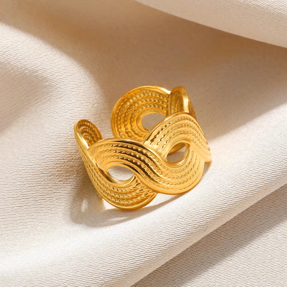 Aurora Curve Adjustable Gold Ring Collection